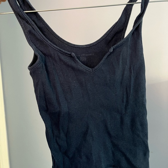 Brandy Melville navy tank - Picture 3 of 3